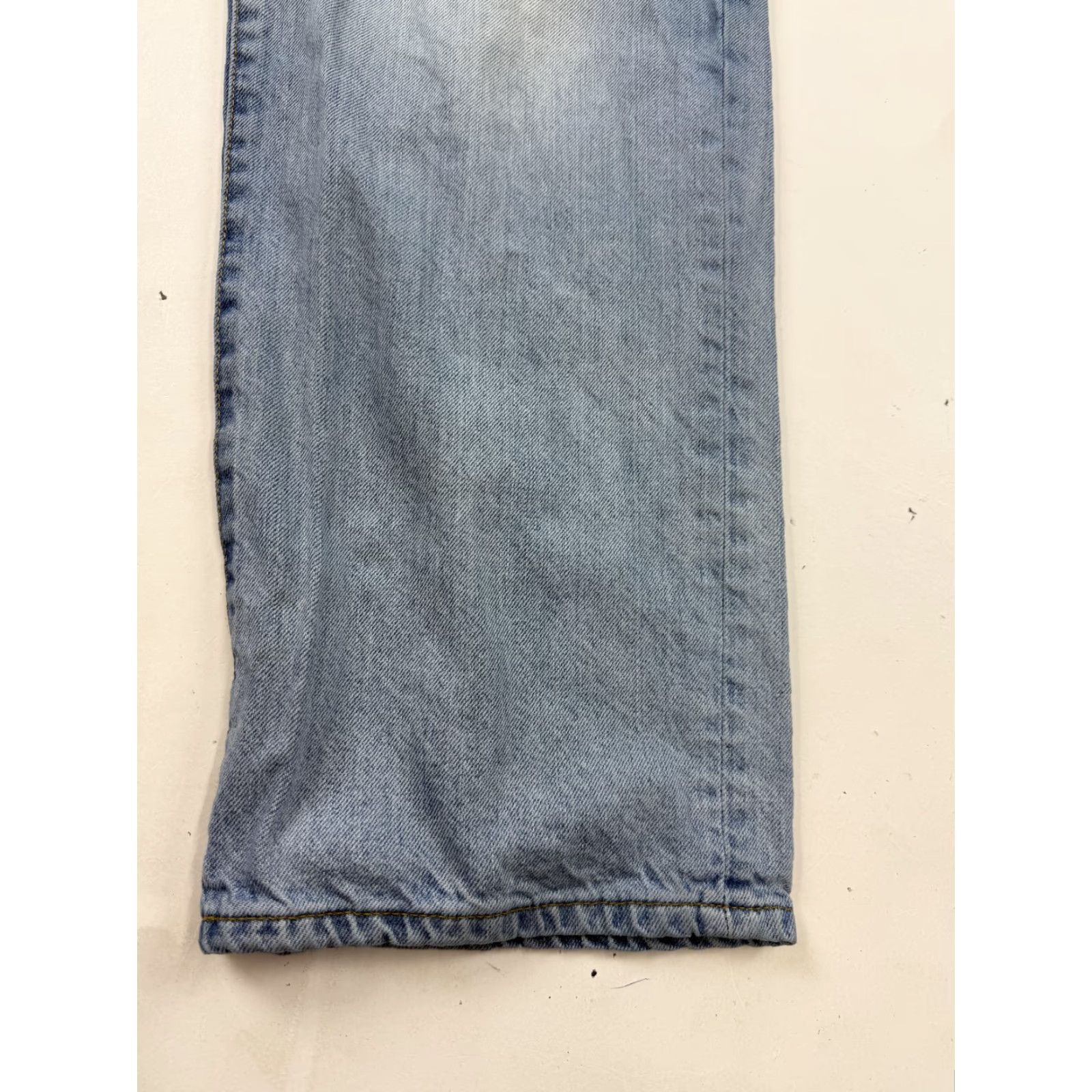 Gap VINTAGE not applicable; Original Gap Denim Original Jeans Mens 34x30 Blue Light Wash Straight Leg 100% Cotton Size US 34 / EU 50 - 2 Thumbnail