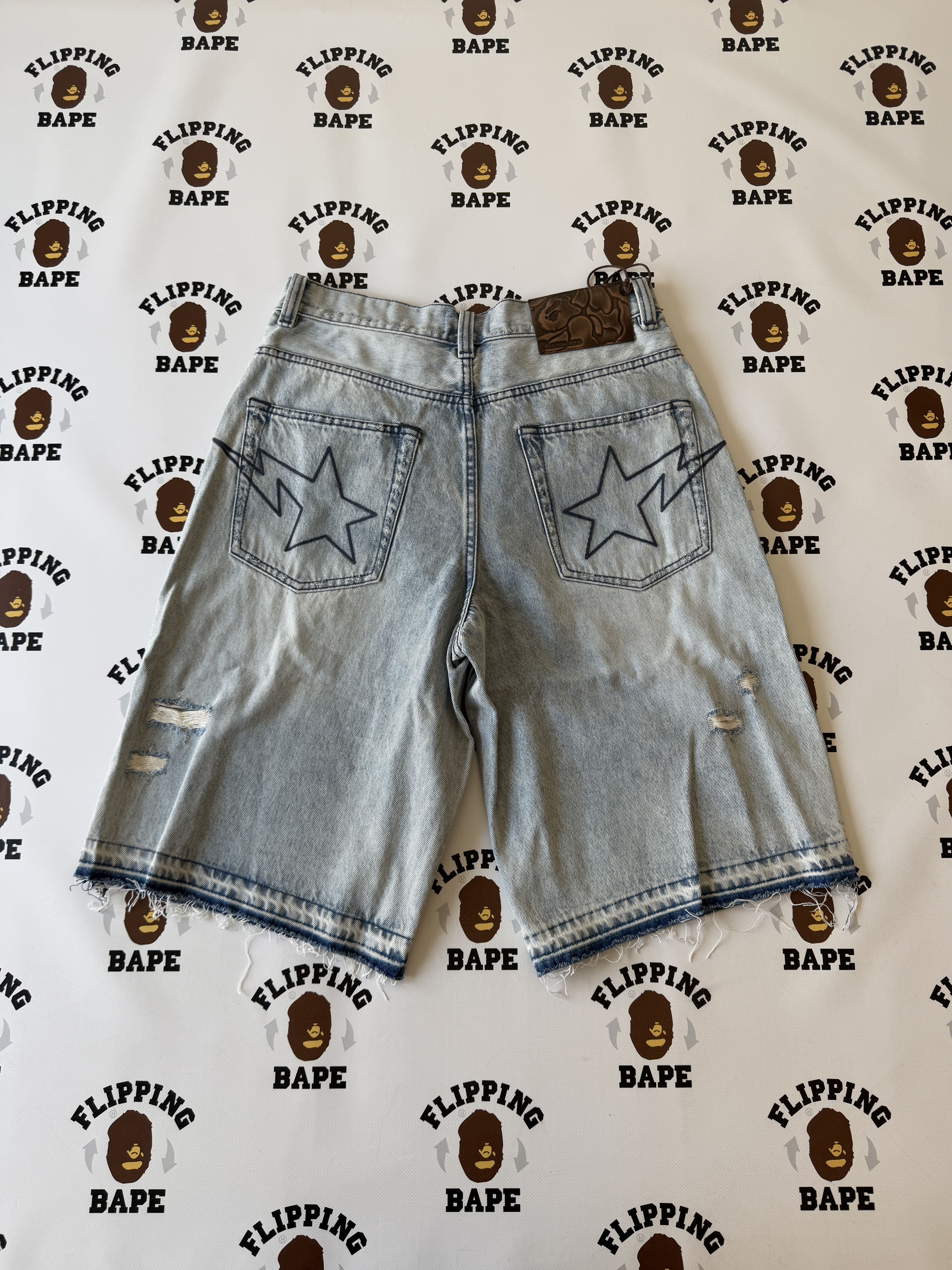 Bape BAPE DESTROYED STA RELAXED FIT 13OZ DEMIN SHORTS Size US 34 / EU 50 - 2 Thumbnail