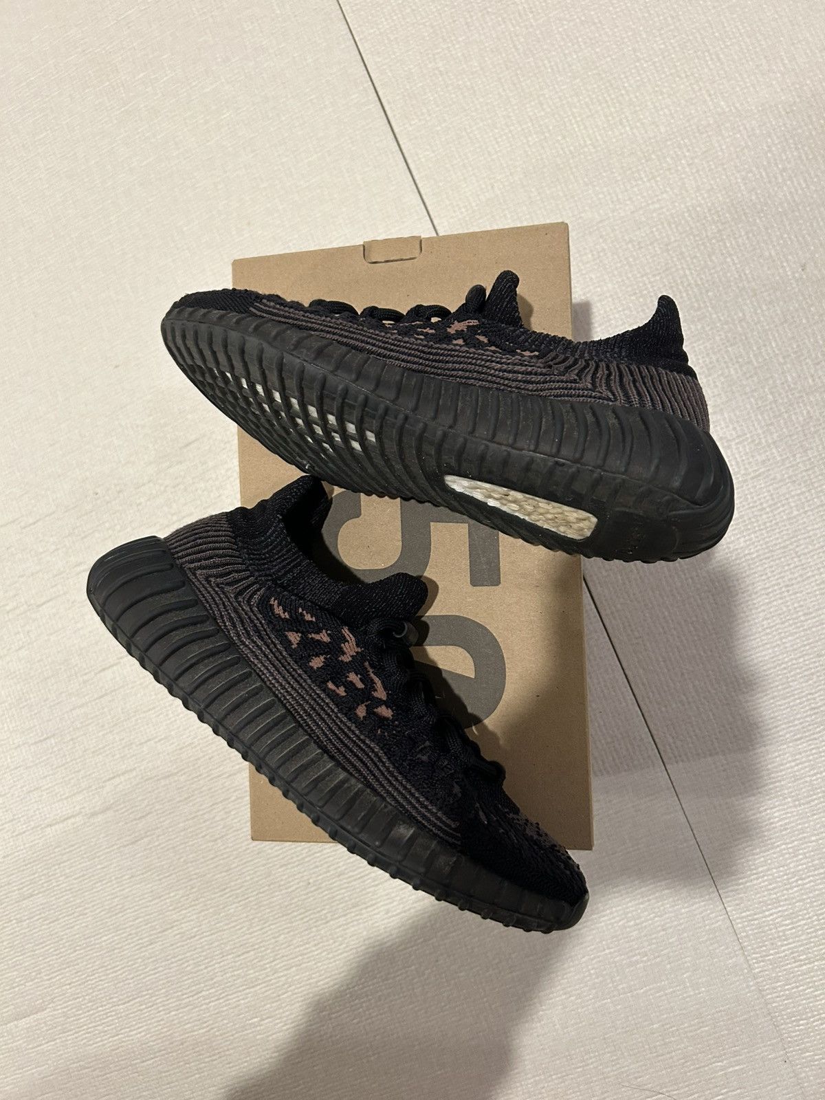 Adidas Adidas Yeezy 350 V2 Cmpct Size US 5 / EU 37 - 1 Thumbnail