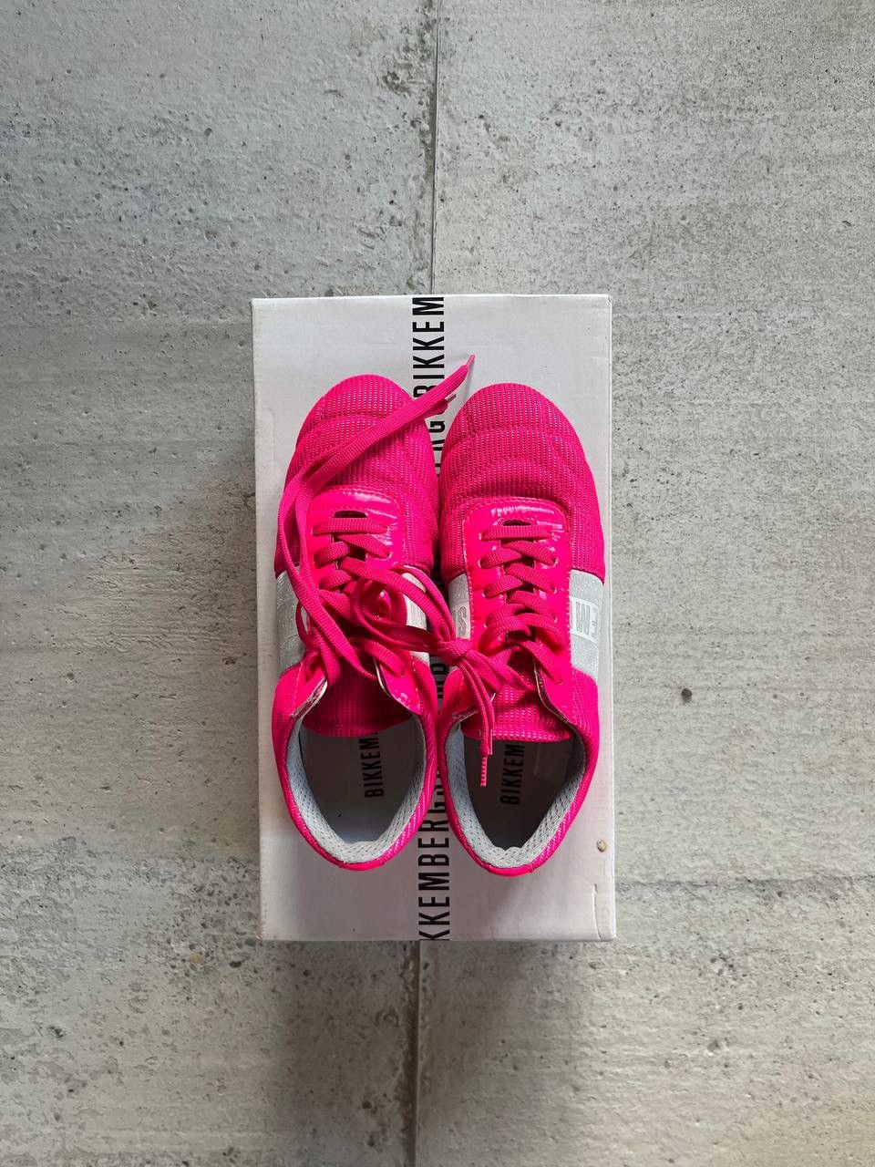 Dirk Bikkembergs Dirk Bikkembergs Soccer Low Top Pink Sneakers Size US 7 / IT 37 - 3 Thumbnail