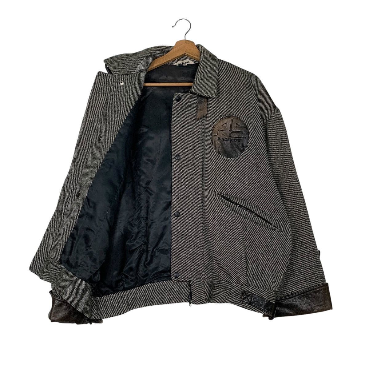 Japanese Brand Japanese Brand Pia Sports Bomber Jacket Size US XL / EU 56 / 4 - 9 Thumbnail