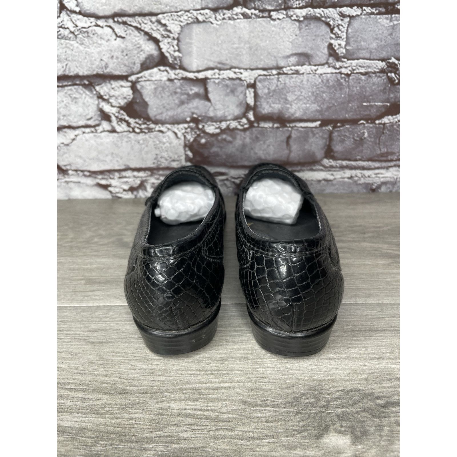 Other SAS Simplify Black Croc Patent Tripad Slip On Flats Shoes Wo Size US 6.5 / IT 36.5 - 4 Thumbnail