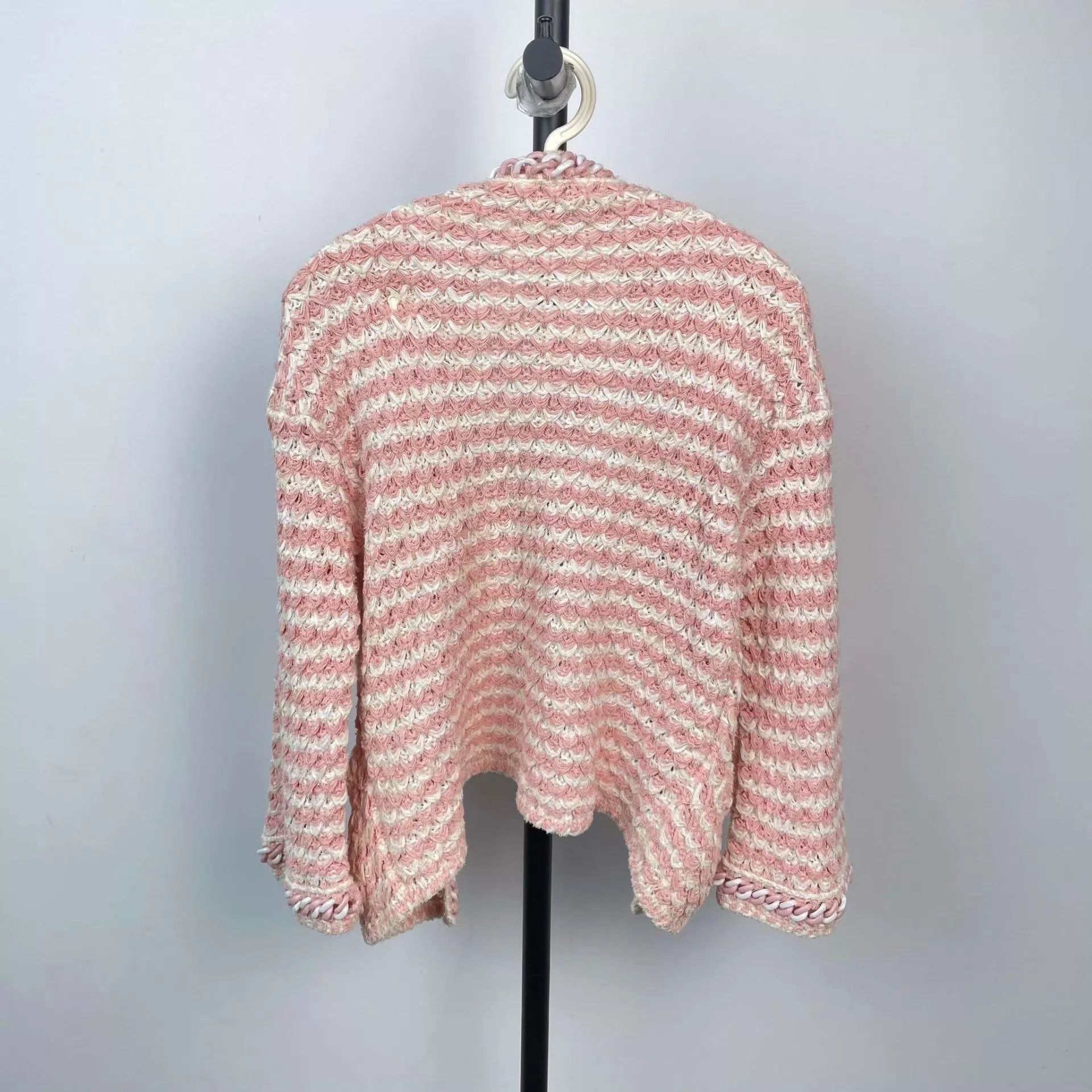 Chanel Chanel Pink Knit Jacket 38 Size S / US 4 / IT 40 - 2 Thumbnail