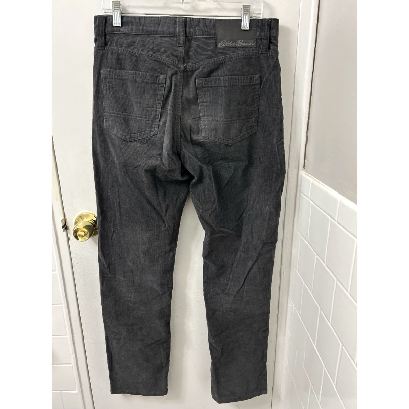 Eddie Bauer Eddie Bauer Corduroy Pants Mens 32x32 Straight Fit Khakis Gray Solid 5-Pocket Classic Casual Trousers Size US 32 / EU 48 - 6 Thumbnail