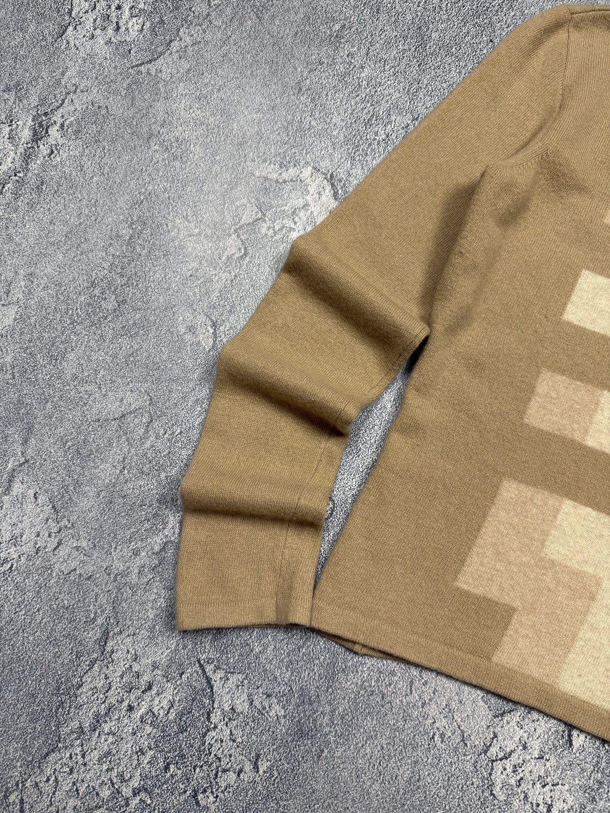 Salvatore Ferragamo Salvatore Ferragamo Cashmere Crewneck Sweater Size M / US 6-8 / IT 42-44 - 3 Thumbnail