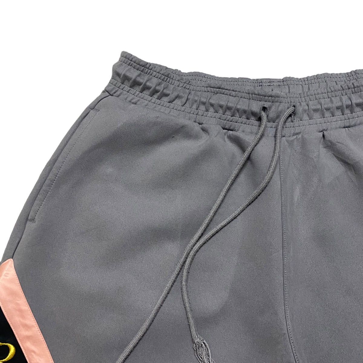 Jordan Brand Air Jordan Remastered Diamond Shorts Size US 34 / EU 50 - 5 Thumbnail
