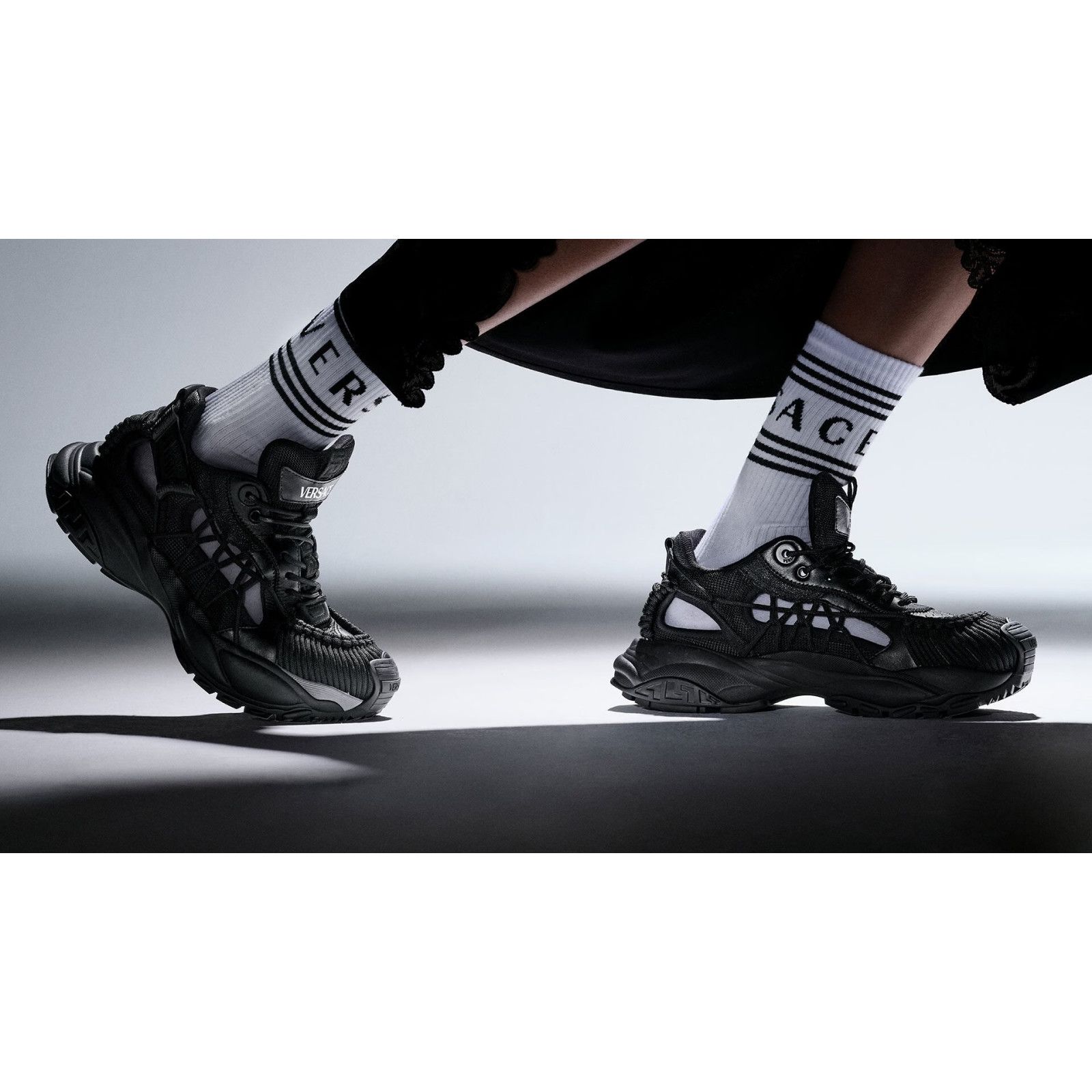 Versace VERSACE MERCURY BLACK LEATHER PLATFORM SNEAKERS 45 12 ITALY Size US 12 / EU 45 - 2 Thumbnail