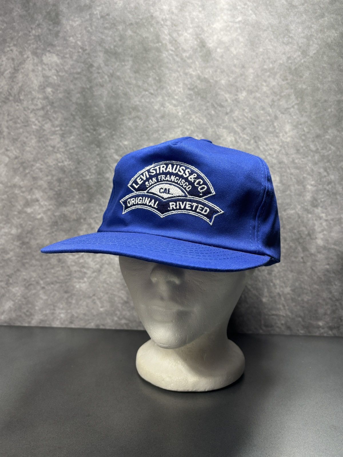 Levi's Vintage Levi's Baseball Hat Blue Snapback 1980s 1990s Jeans Size ONE SIZE - 12 Thumbnail