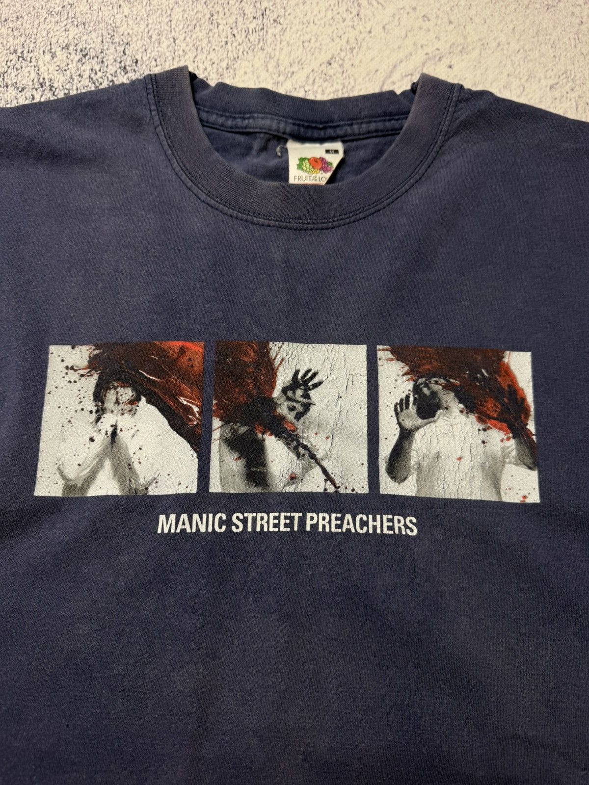Vintage Vintage Manic Street Preachers Distressed T-Shirt Size US M / EU 48-50 / 2 - 5 Thumbnail