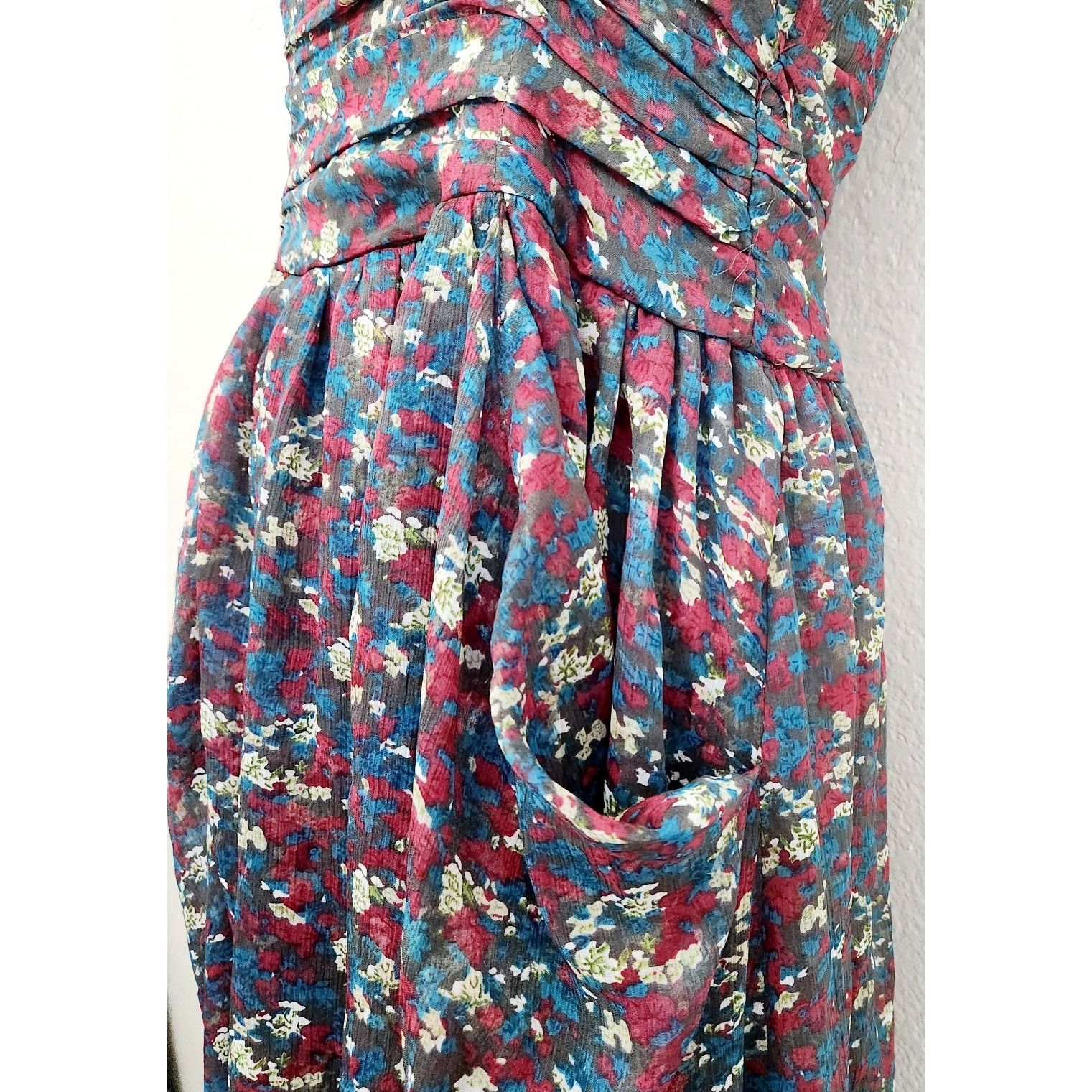 Other Willow & Clay Gray Red Blue Floral Pleated Mini Dress Small Size S / US 4 / IT 40 - 2 Thumbnail