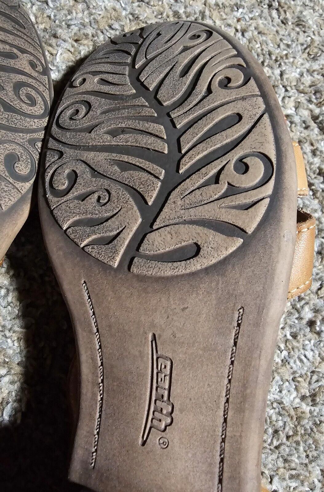Visitor on Earth earth luck sand multi KM515 sandal 9B Size US 9 / IT 39 - 7 Thumbnail