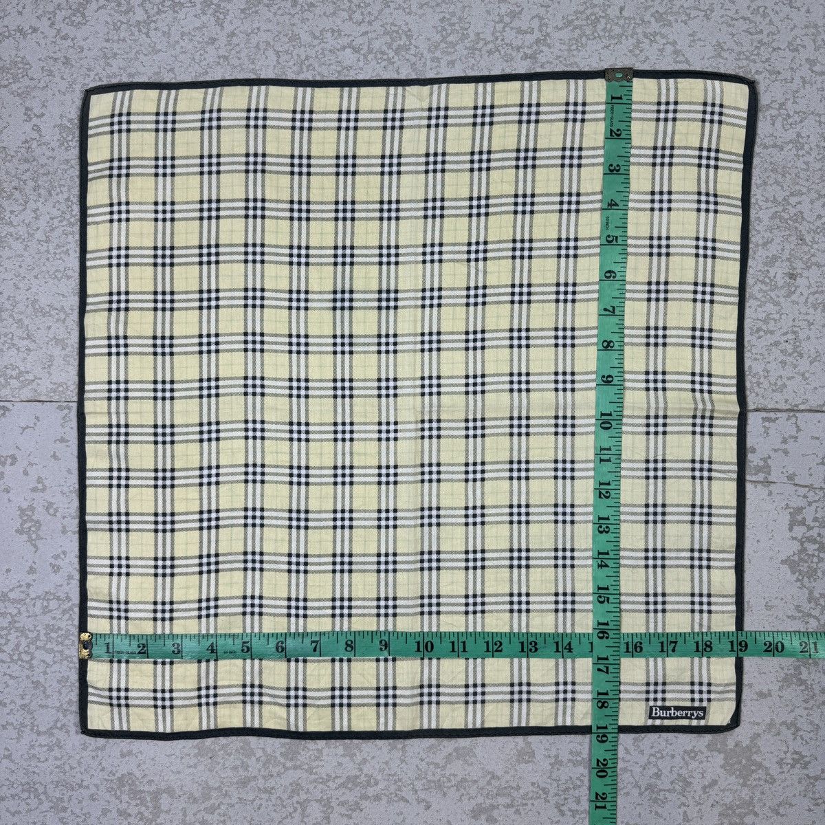 Burberry Vintage Burberrys Handkerchief, Bandana, Neckerchief Size ONE SIZE - 8 Thumbnail