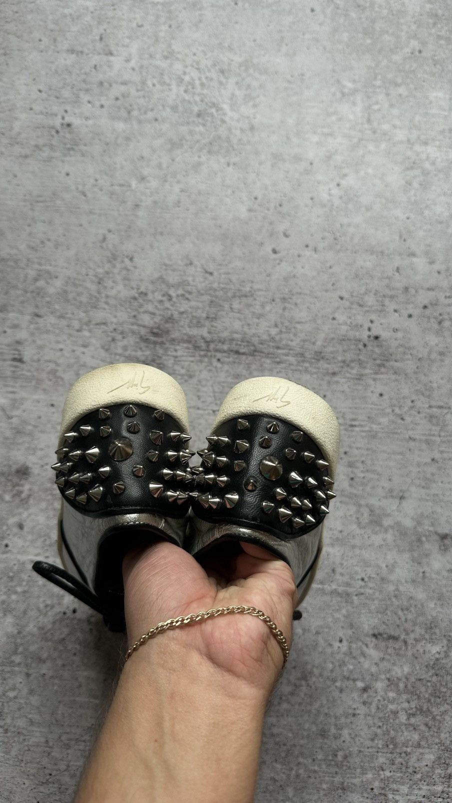 Giuseppe Zanotti Women's Giuseppe Zanotti Silver Leather Trainers Size US 9 / IT 39 - 4 Thumbnail