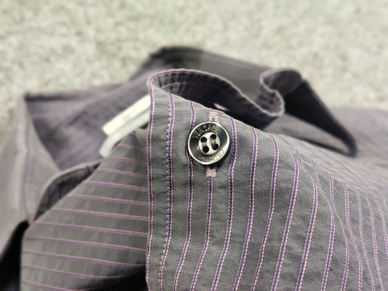 Versace Vintage Versace Collection Light purple premium button shirt Size US M / EU 48-50 / 2 - 15 Thumbnail