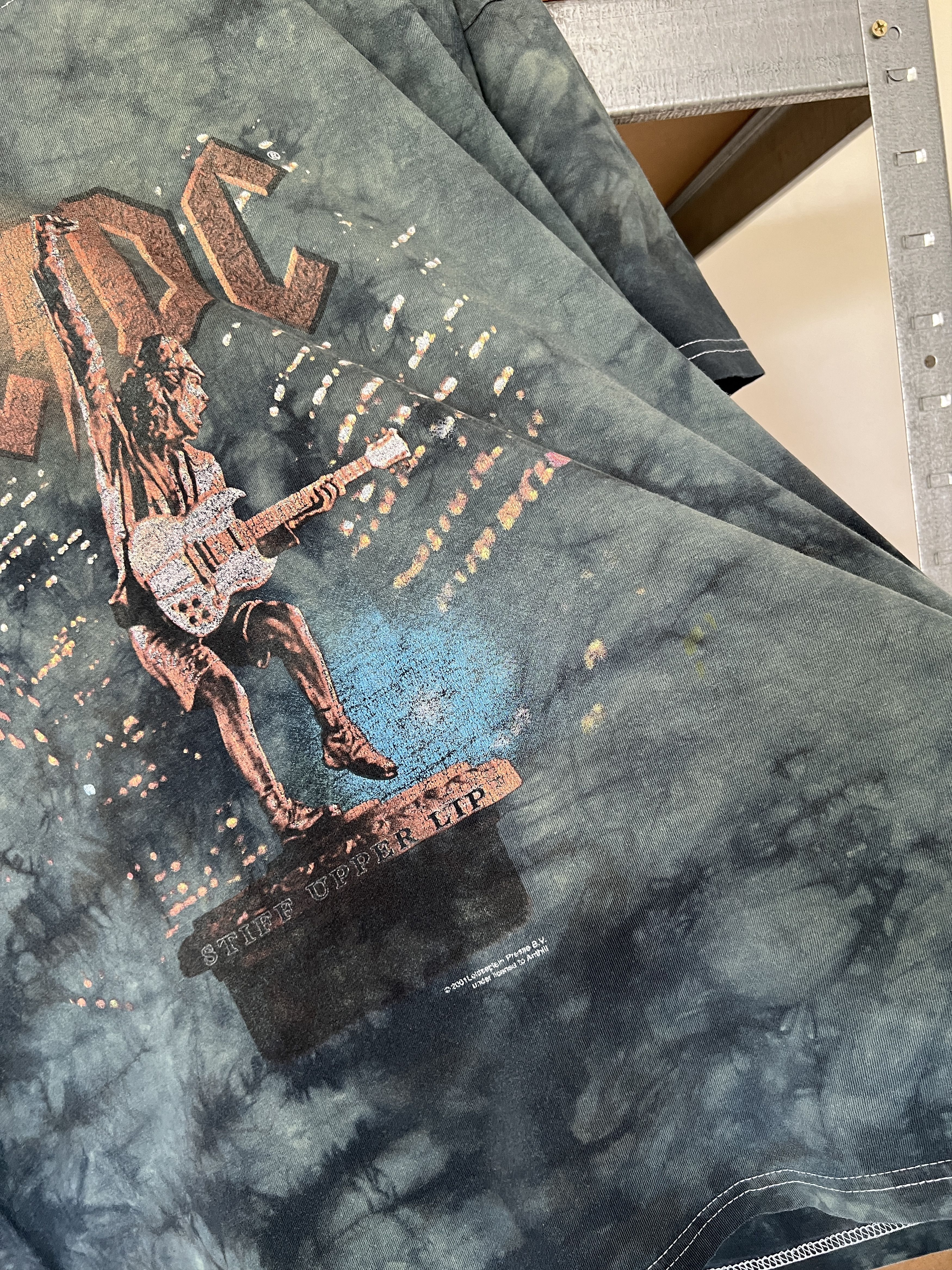Band Tees Vintage 2001 AC/DC Rock Band Tour Tie Dye T-shirt Size US M / EU 48-50 / 2 - 12 Thumbnail