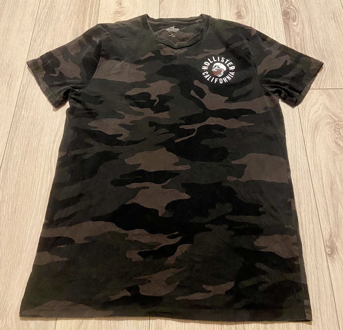 Hollister Hollister skull roses camo tee Size US M / EU 48-50 / 2 - 1 Thumbnail