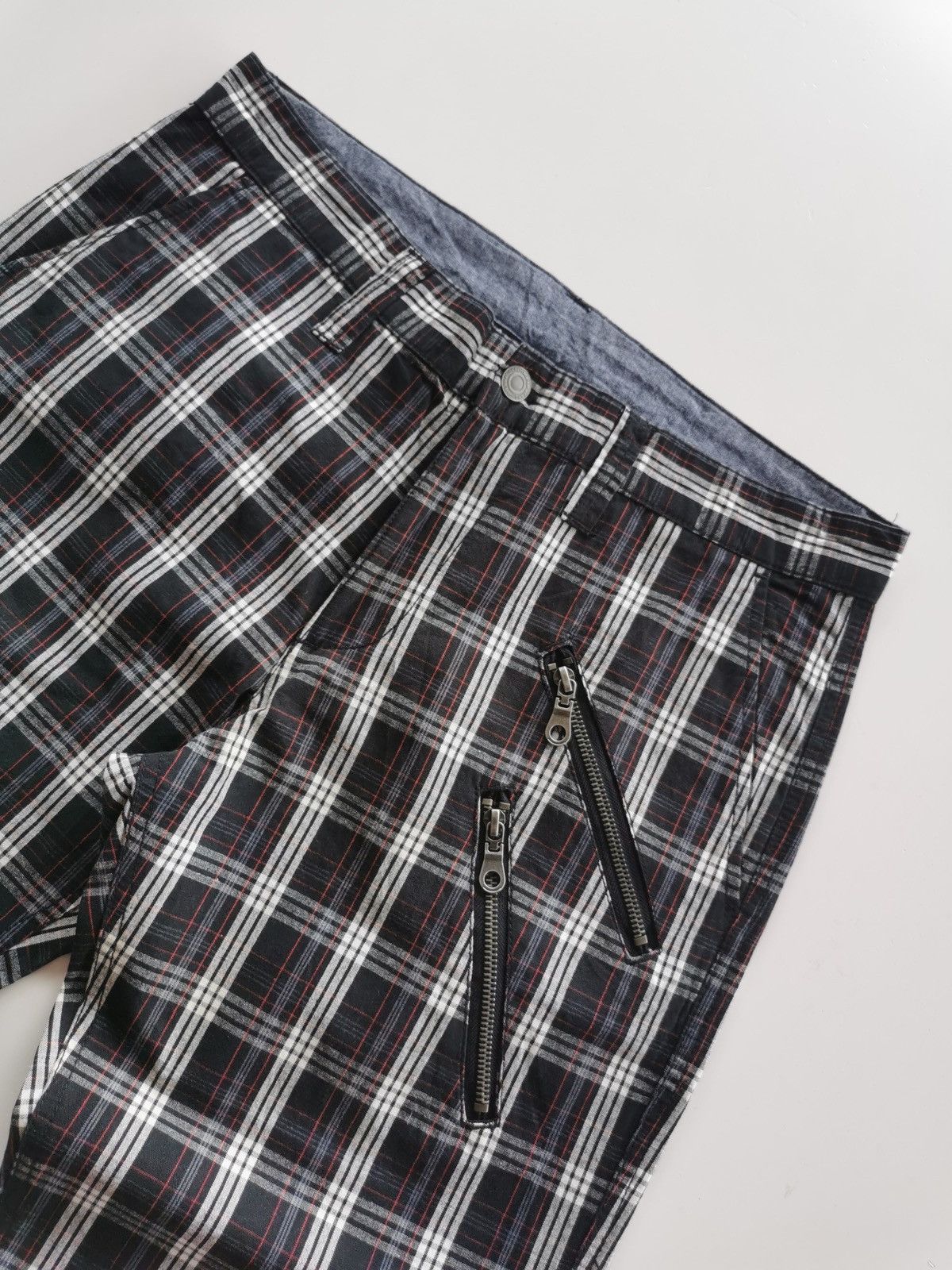 Japanese Brand Plaid Black Khakis Pants Size US 32 / EU 48 - 6 Thumbnail
