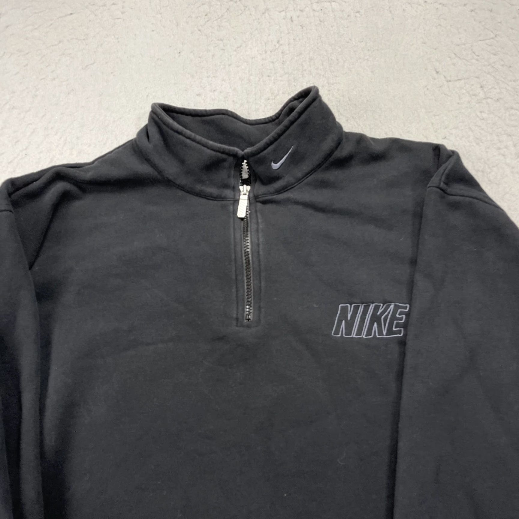 Nike VINTAGE Nike Sweatshirt Mens 2XL Black Nike Sweatshirt 2XL Black 90s Sports Logo Zip 1/4 Fleece Pullover Mens Size US XXL / EU 58 / 5 - 2 Thumbnail