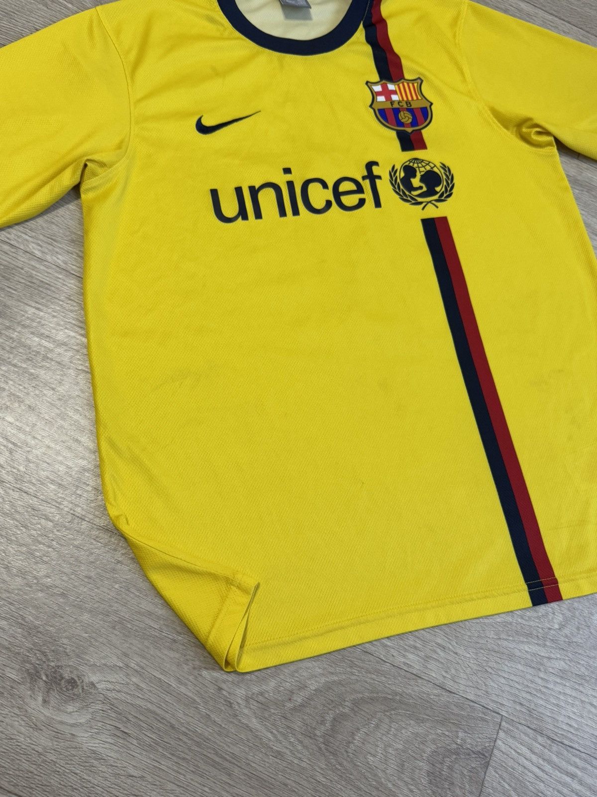 Nike 🔷Vintage Nike Barcelona 2008/09 Messi #10 Soccer jersey🔷 Size US M / EU 48-50 / 2 - 3 Thumbnail