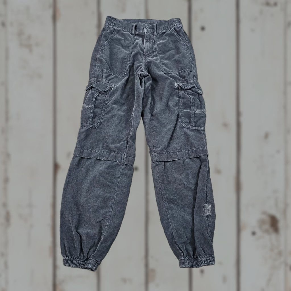 American Eagle Outfitters VINTAGE American Eagle Cargo Pants Womens Medium Gray Corduroy Tapered Mid Rise 23x28 Size 24" / US 00 / IT 34 - 1 Thumbnail