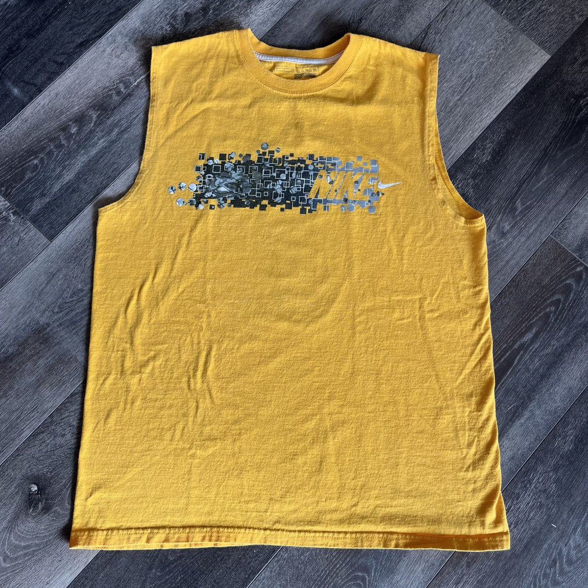 Nike × Vintage Vintage 2000s Nike Basketball Cyber Graphic Logo Tank Top Size US L / EU 52-54 / 3 - 1 Thumbnail
