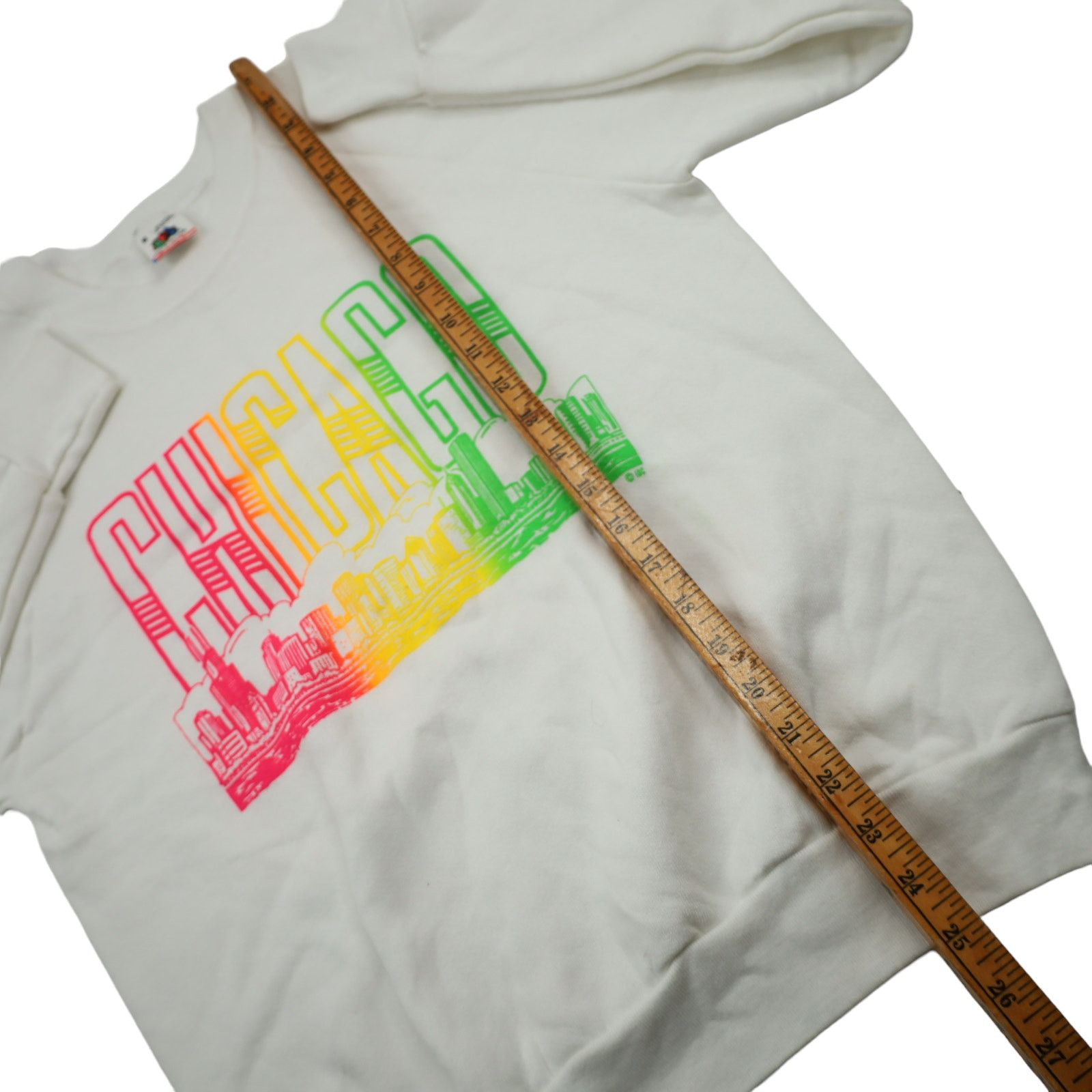 Fruit Of The Loom × Vintage Vintage Chicago Rainbow Spellout Graphic Sweatshirt Size US M / EU 48-50 / 2 - 6 Thumbnail