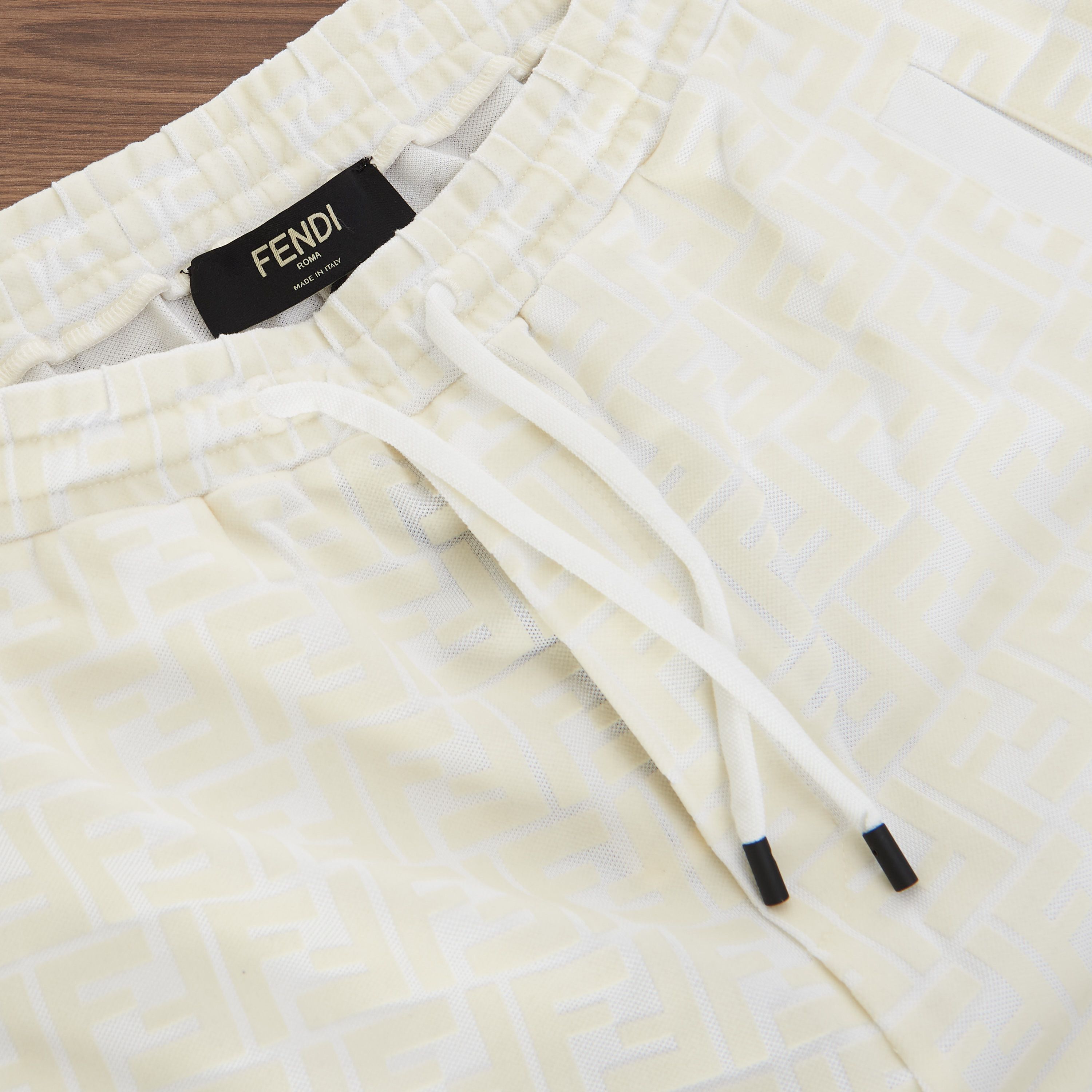 Fendi Jogging Bermuda Shorts In White Cotton With All-Over FF Logo Size US 32 / EU 48 - 11 Thumbnail