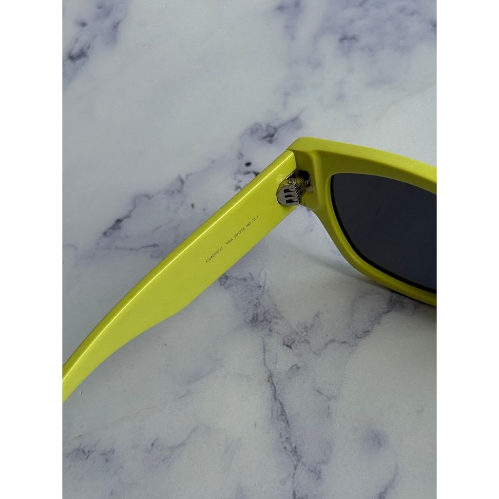 Celine NEW Celine CL40197U Cat Eye Neon Yellow Logo Sunglasses Size ONE SIZE - 5 Thumbnail