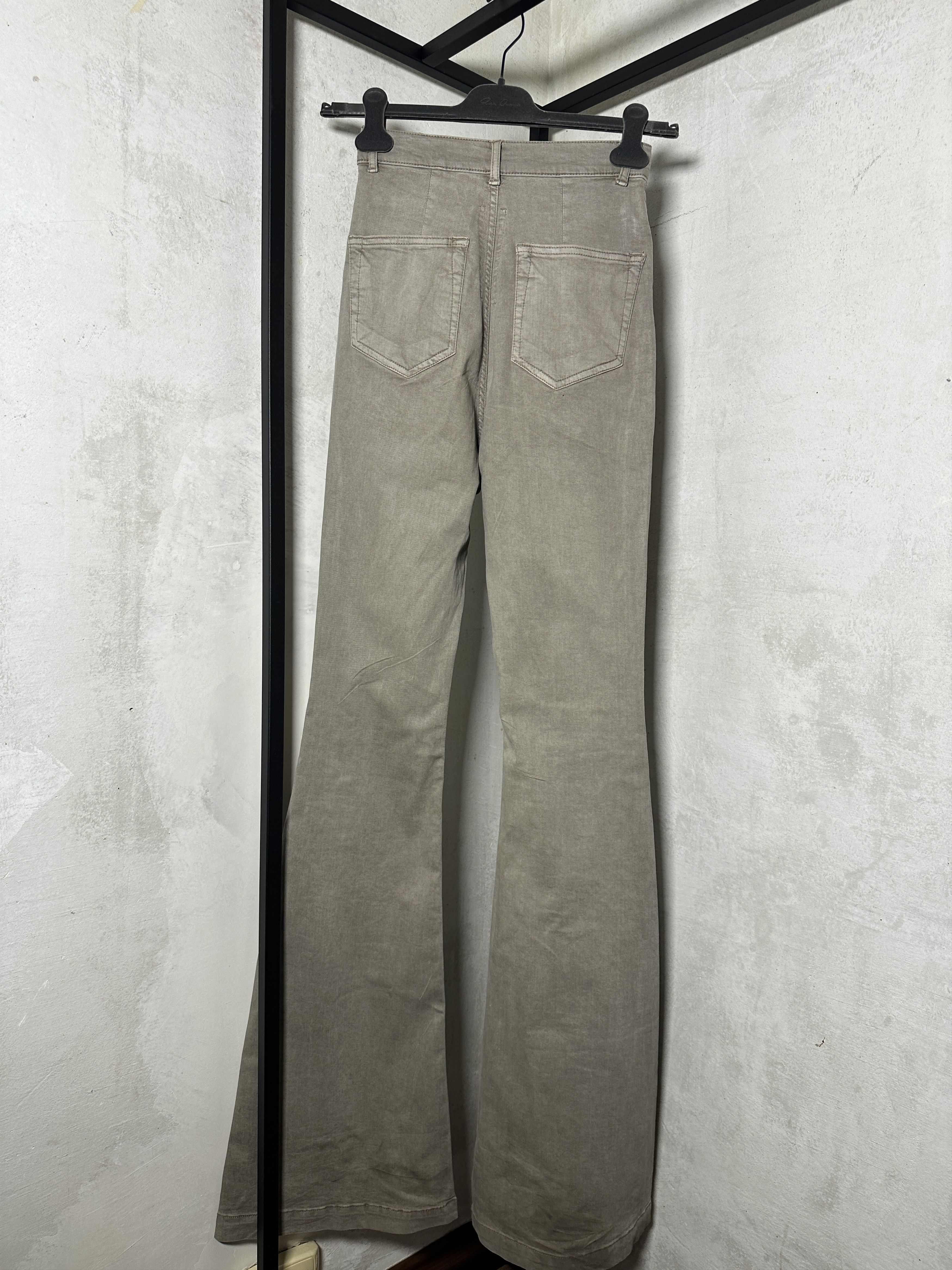 Rick Owens Drkshdw Rick Owens DRKSHDW Bolan Bootcut Jeans Pearl Size 25" / US 0 / IT 36 - 7 Thumbnail