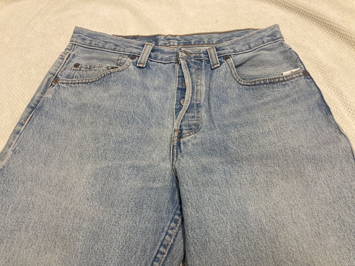 Levi's Vintage 90’s Levis 501 jeans Made in Canada for Men Size US 30 / EU 46 - 2 Thumbnail