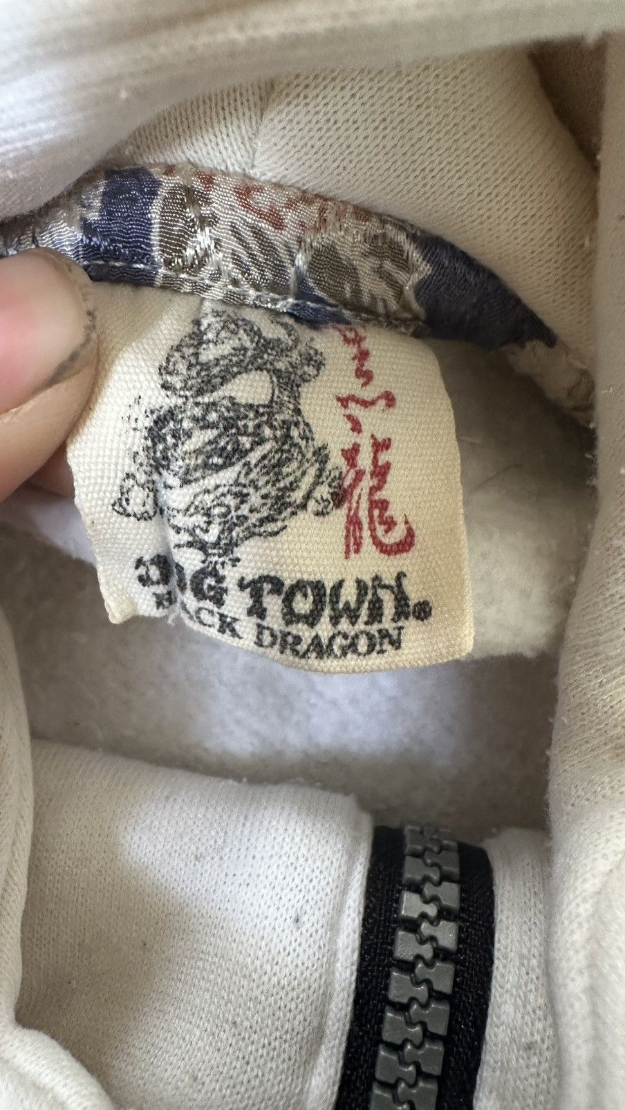 Japanese Brand VINTAGE DOG TOWN BLACK DRAGON HOODIE Size US XL / EU 56 / 4 - 10 Thumbnail