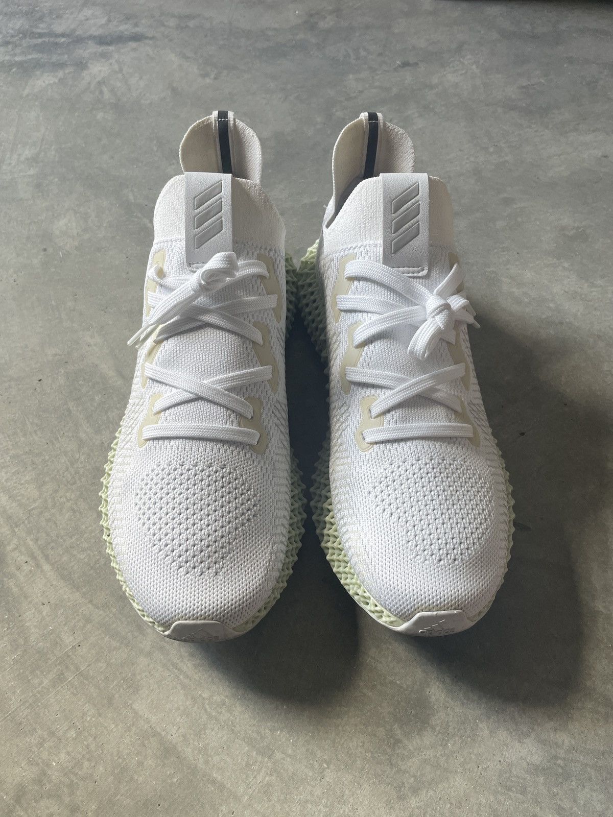 Adidas Adidas Alpha Edge 4D Size US 9.5 / EU 42-43 - 3 Thumbnail