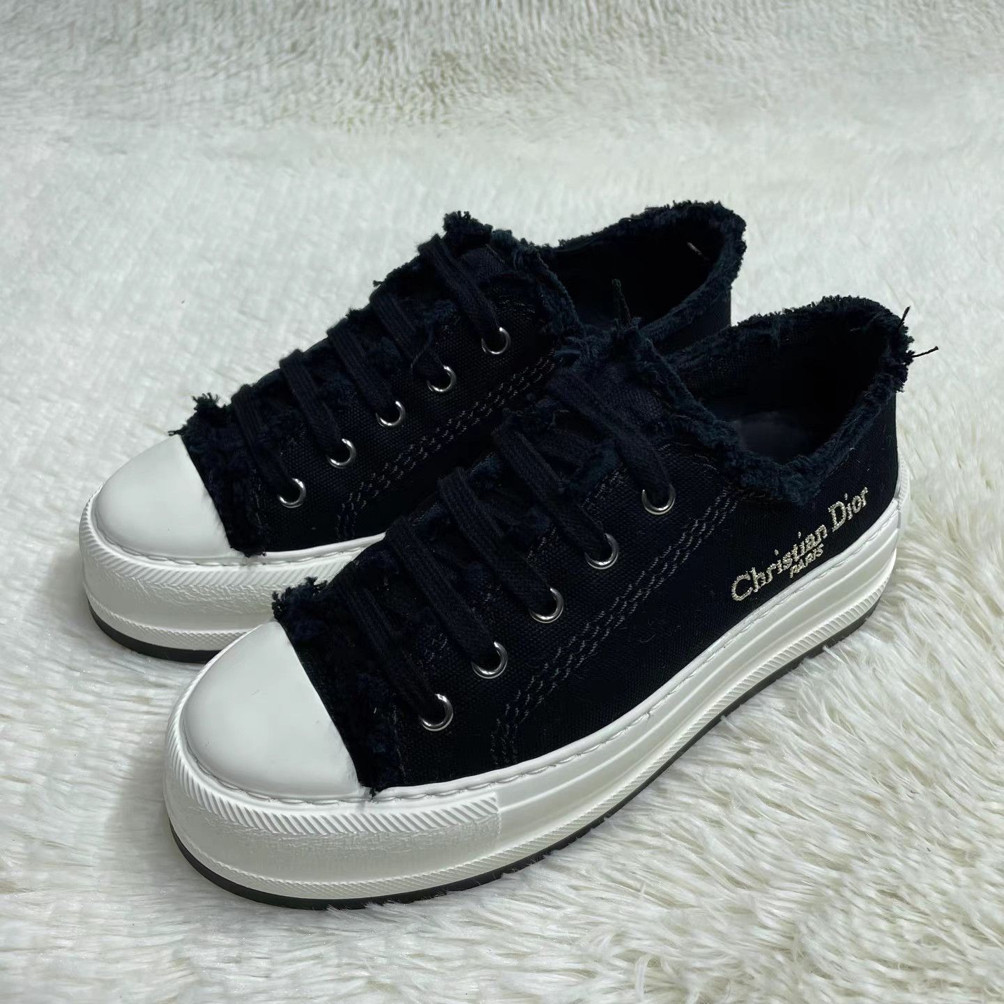 Dior DIOR Walk'n'Dior Platform Sneakers K15 Size US 5 / IT 35 - 1 Thumbnail