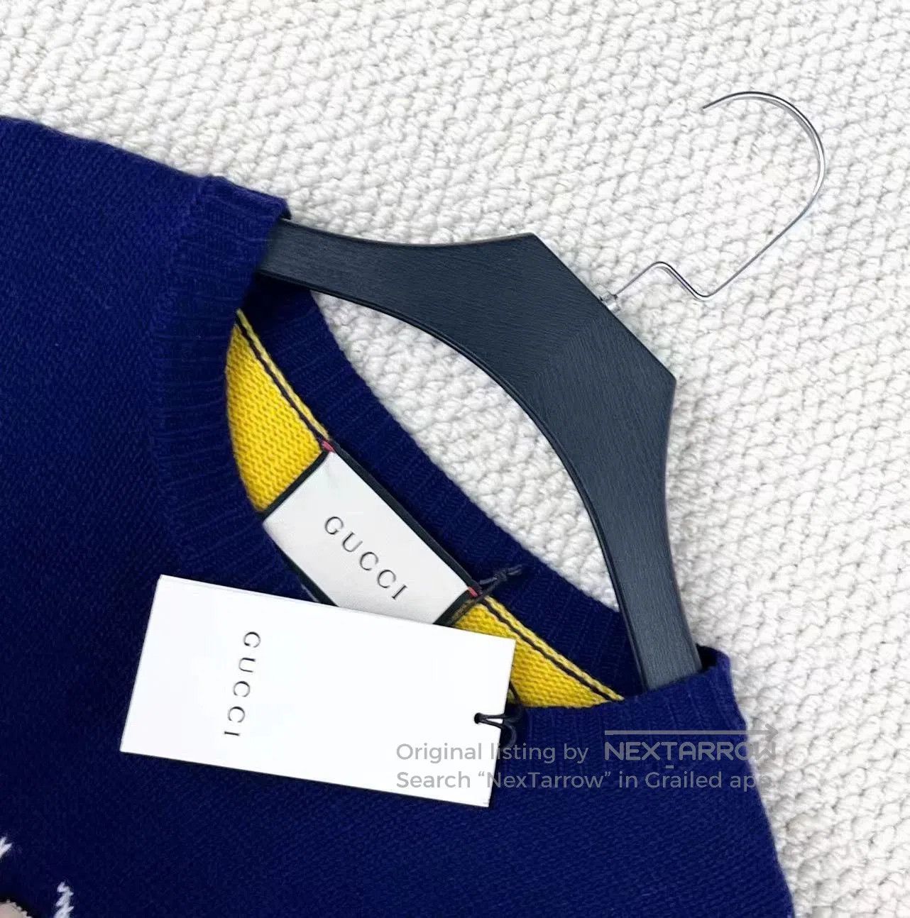 gucci loved colorful tiger logo knit sweater.