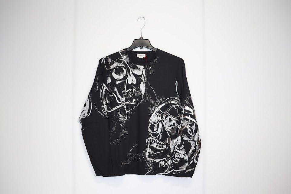 o1rshd1 Large Skull Logo T-Shirt in Black