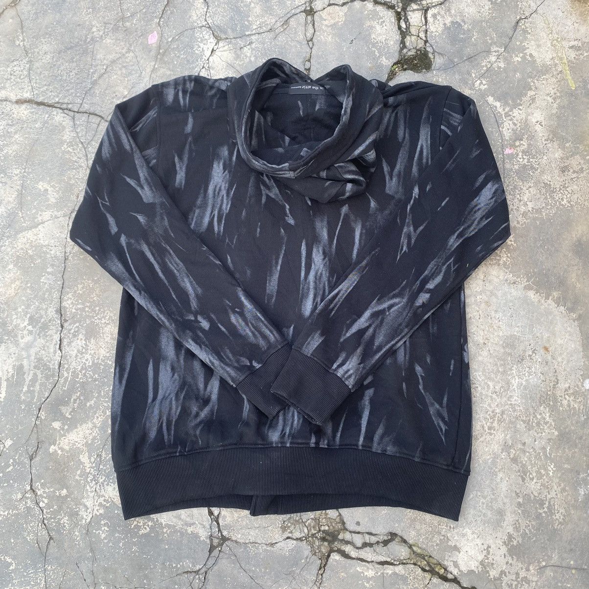 In The Attic IN THE ATTIC HOMME asymmetrical hoodie Size US L / EU 52-54 / 3 - 4 Thumbnail