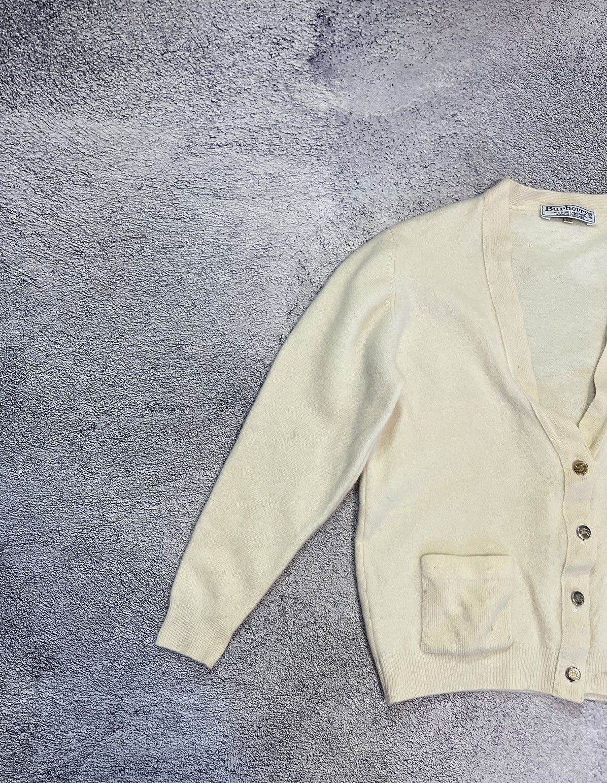 Burberry Burberrys Lambswool Cardigan Vintage Size 40 Logo Buttons Size S / US 4 / IT 40 - 7 Thumbnail
