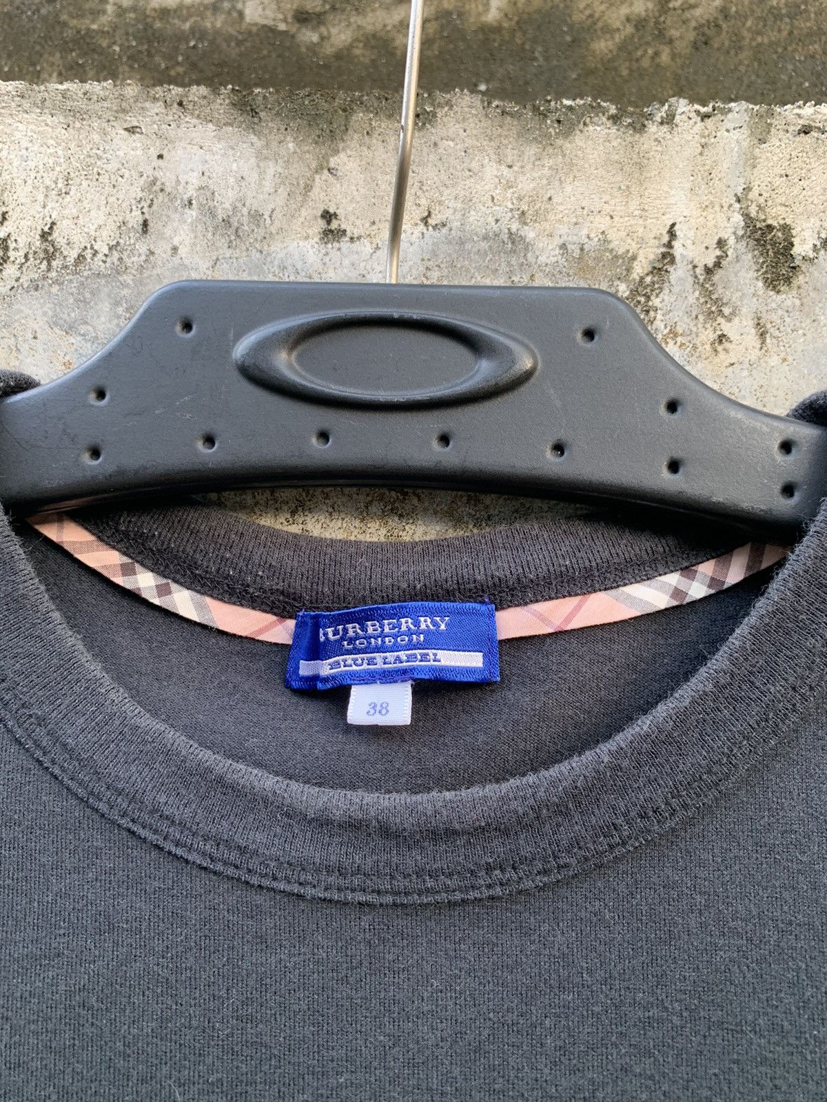Burberry × Japanese Brand × Vintage Burberry London Blue Label Top Tee Black Size M / US 6-8 / IT 42-44 - 4 Thumbnail