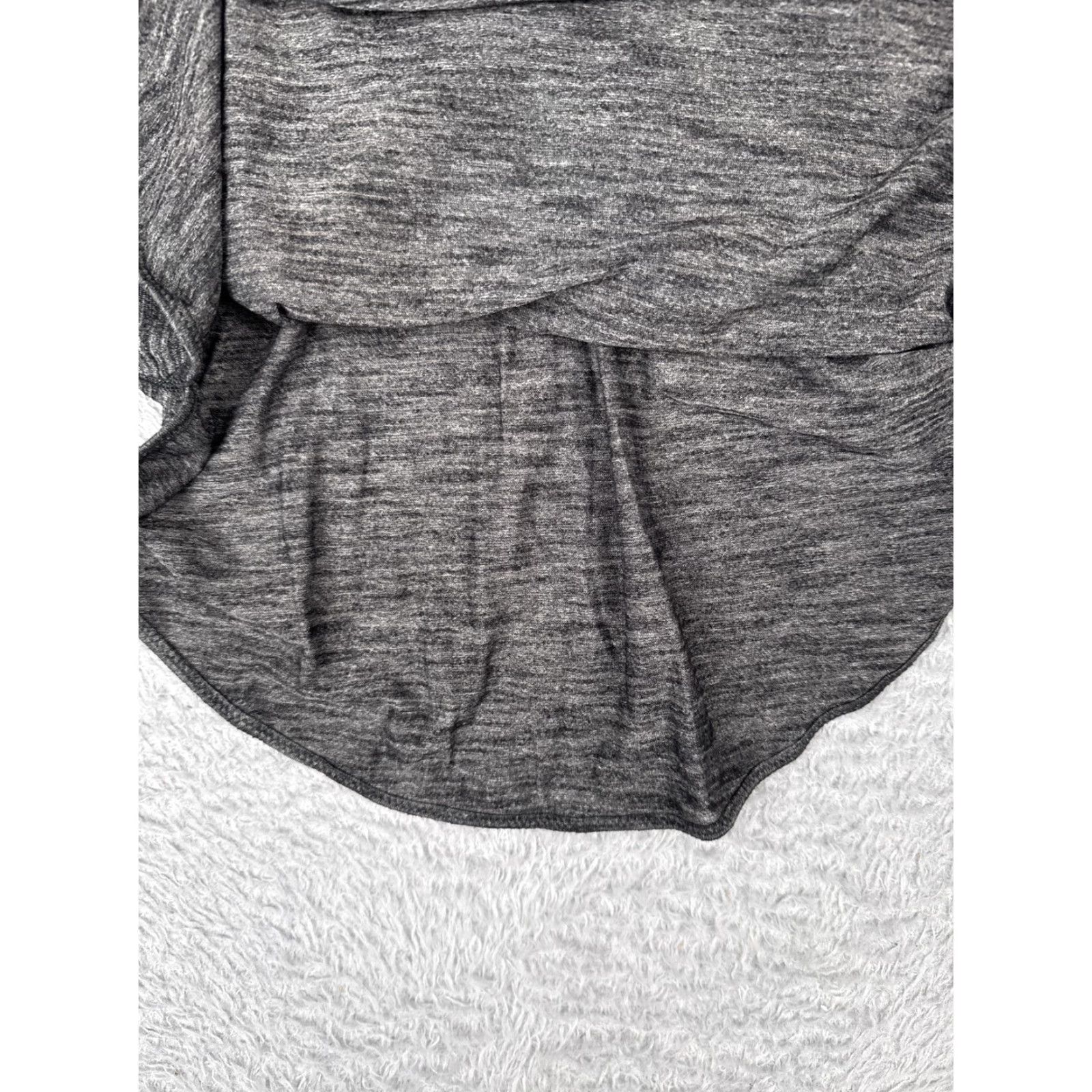 Lululemon Lululemon Tank Women 4 Gray Racerback Athletic Gym Yoga Workout Women Size S / US 4 / IT 40 - 7 Thumbnail