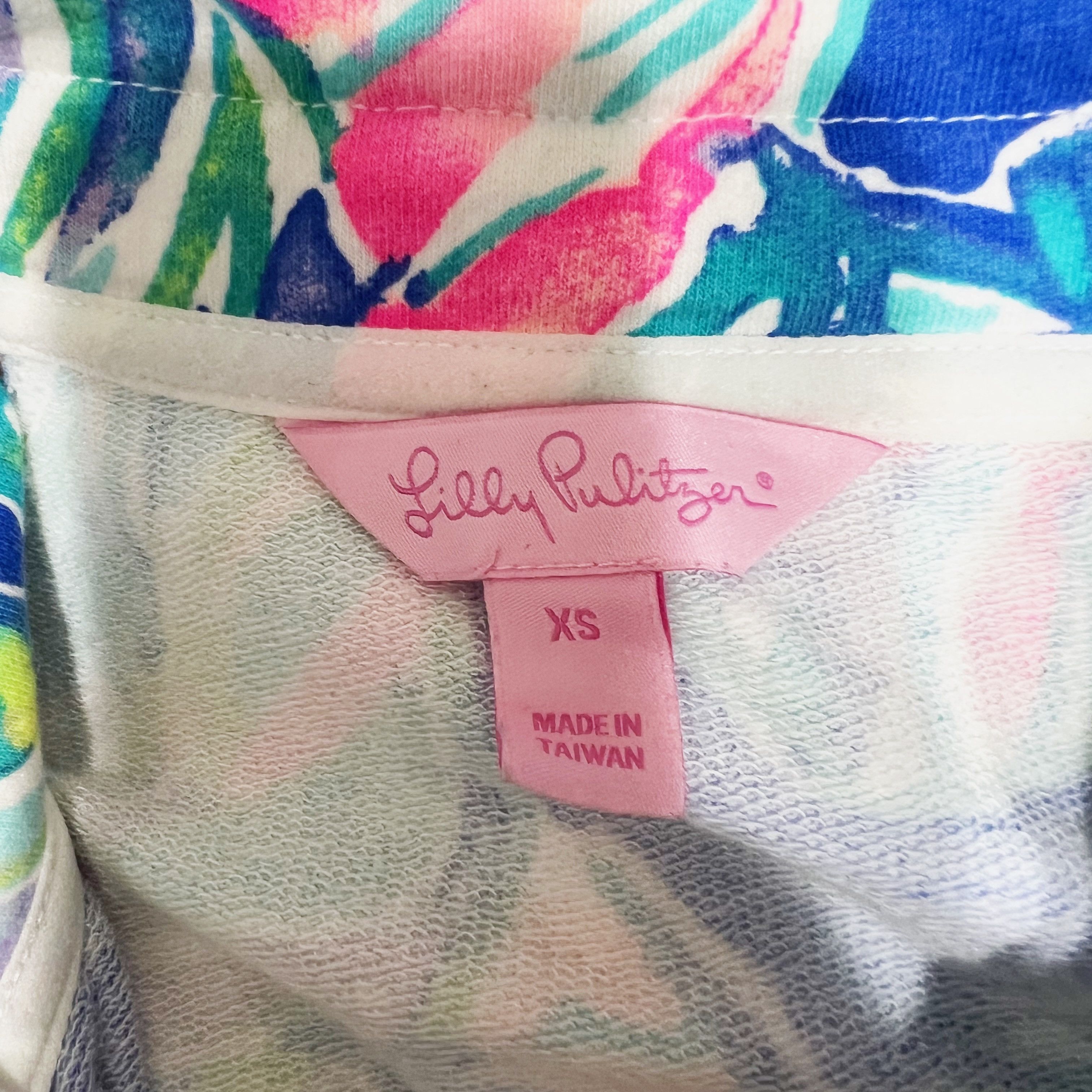 Lilly Pulitzer Lilly Pulitzer Skipper Popover UPF 50+ Casa Size XS / US 0-2 / IT 36-38 - 2 Thumbnail