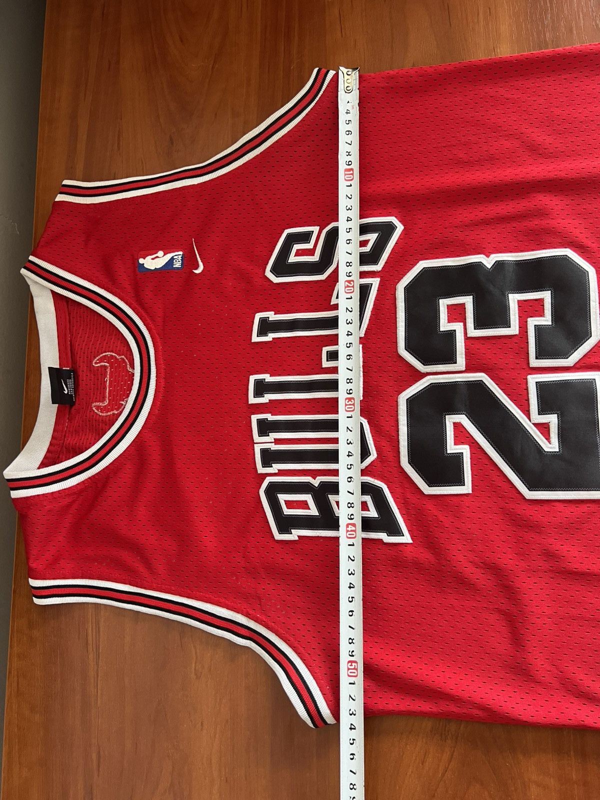 NBA 90’S NBA CHICAGO BULLS #23 JORDAN VINTAGE BASKETBALL JERSEY Size US L / EU 52-54 / 3 - 19 Thumbnail
