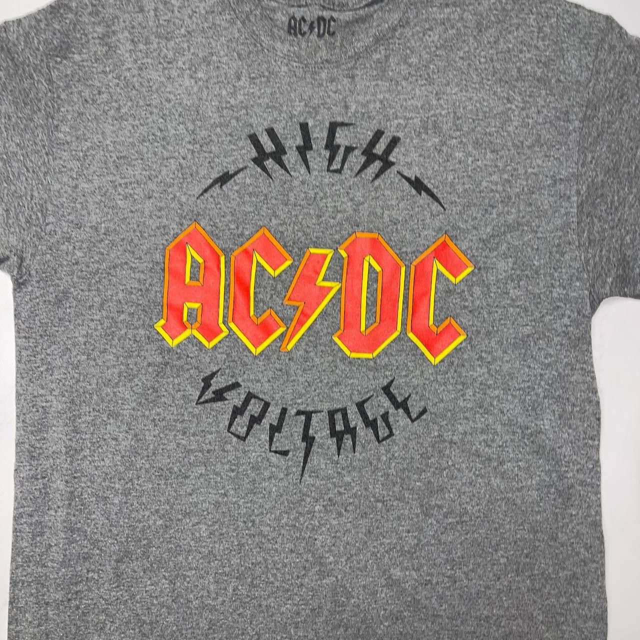 Vintage AC/DC 2010 T-shirt official merchandise High Voltagr Size M Size US M / EU 48-50 / 2 - 4 Thumbnail