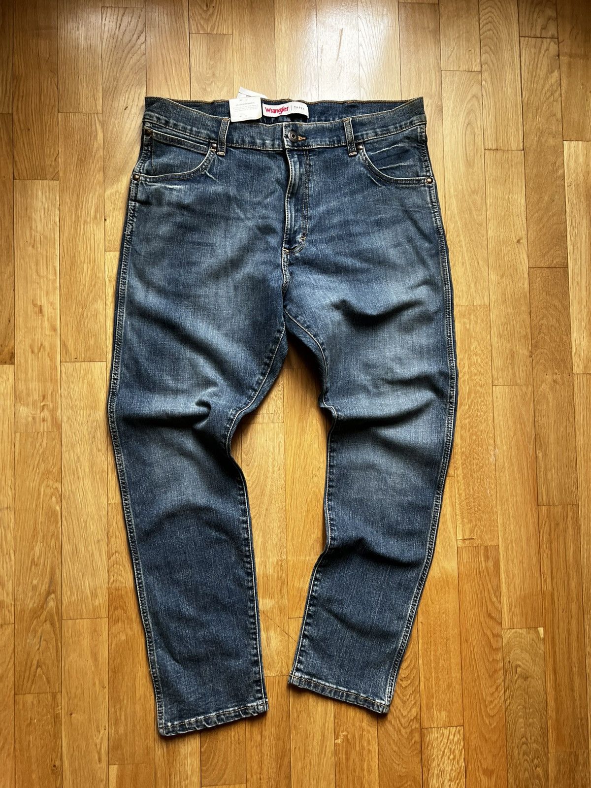 Japanese Brand × Vintage × Wrangler Wrangler regular taper jeans Size US 36 / EU 52 - 1 Thumbnail