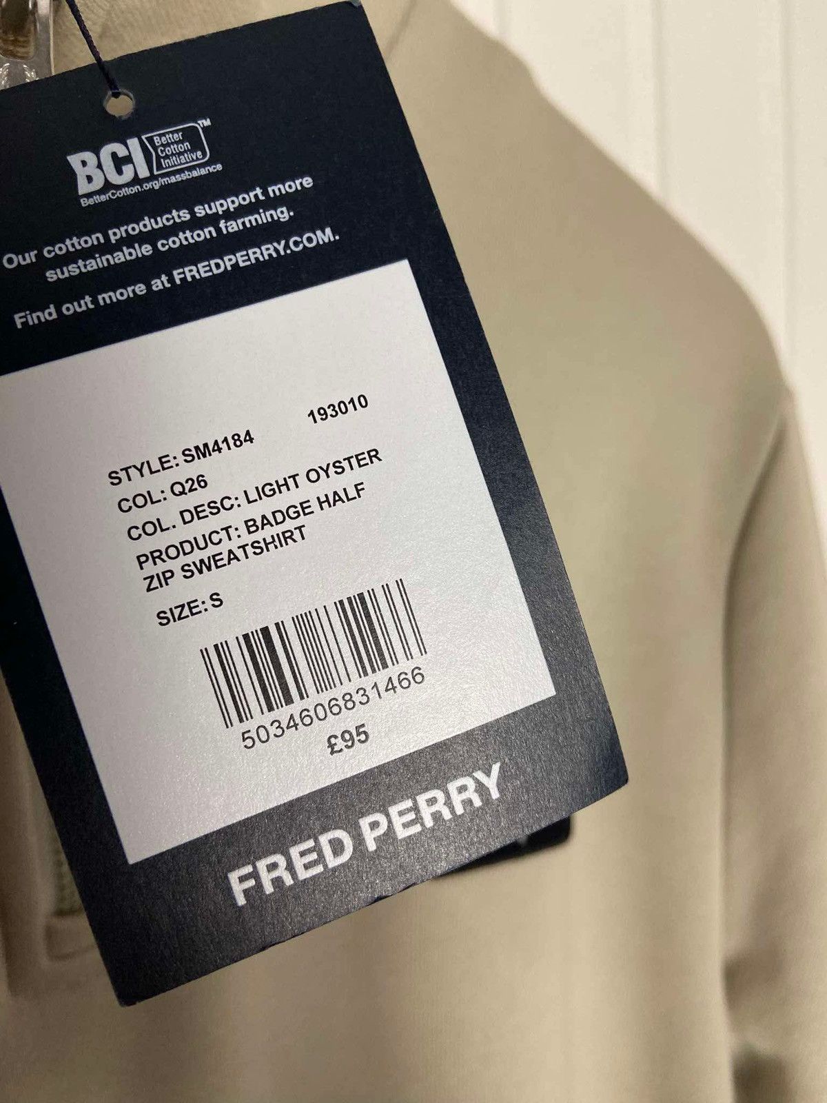 Fred Perry New sweatshirt Fred Perry 1/4 Zip Iight oyster size S Size US S / EU 44-46 / 1 - 3 Thumbnail