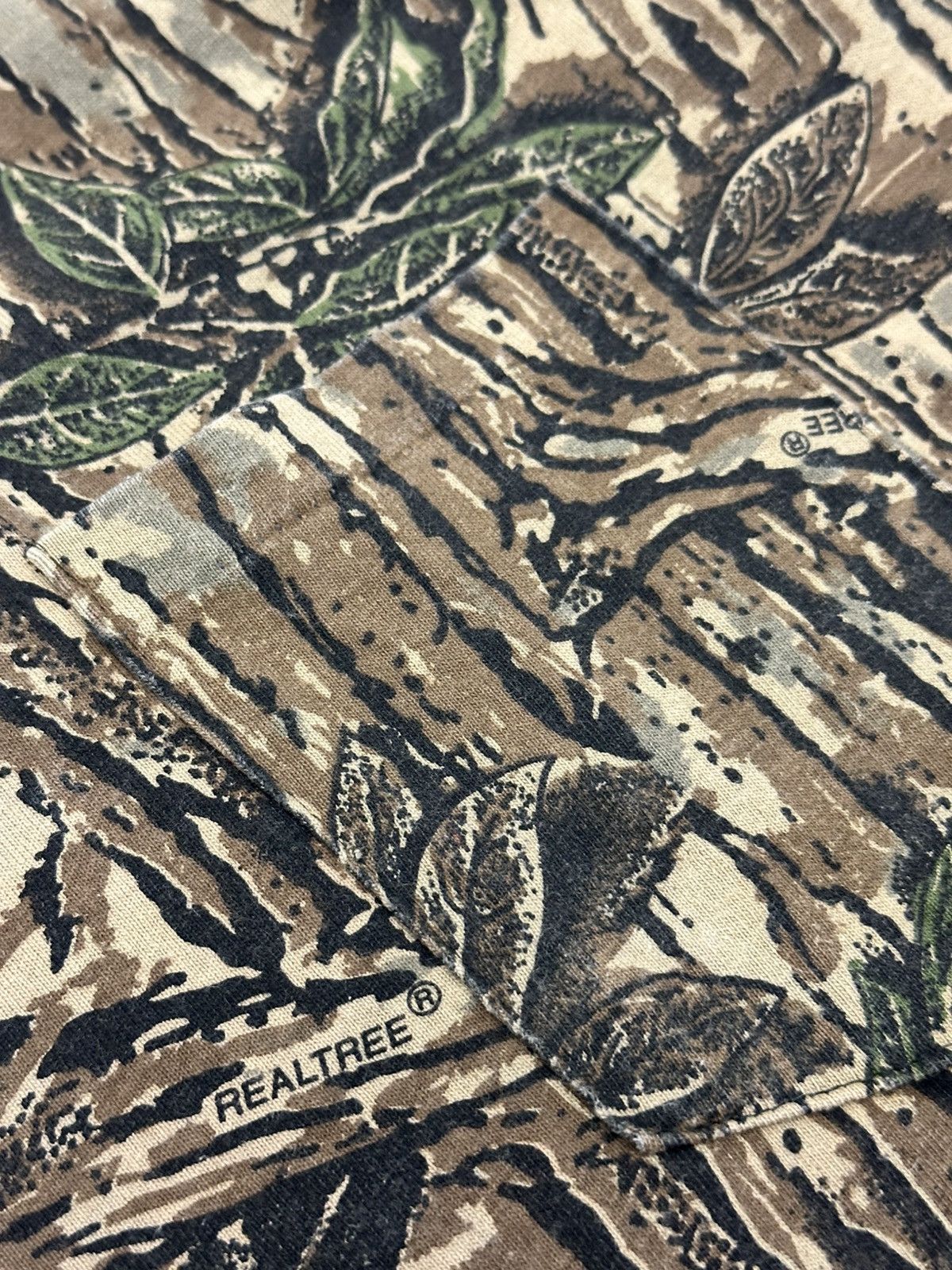 Realtree Vintage Spartan Realtree Pocket T-Shirt Mens XXL Hunting Size US XXL / EU 58 / 5 - 5 Thumbnail