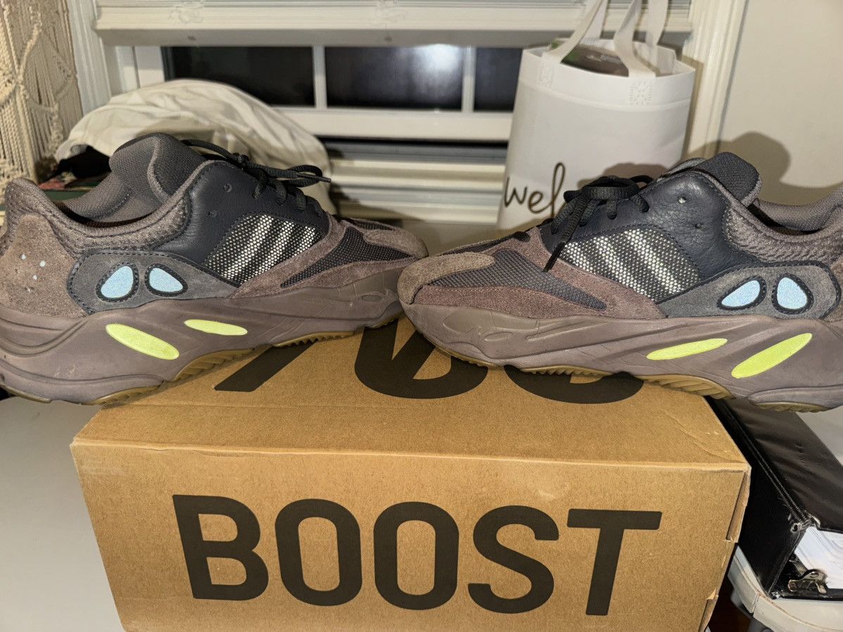 Adidas Yeezy Boost 700 Size US 10 / EU 43 - 10 Thumbnail