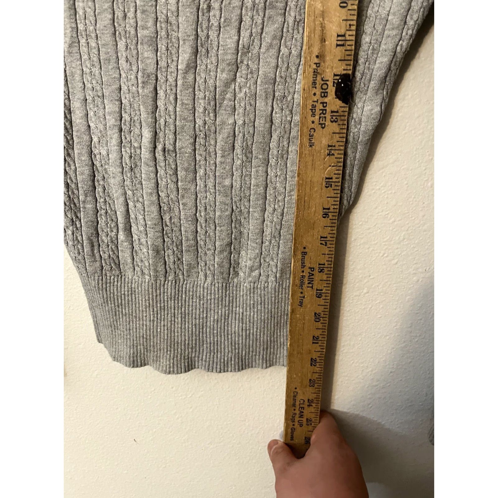 Tommy Hilfiger Tommy Hilfiger Women Pullover Sweater V-Neck Knit XS Gray Solid Knit Style Cable-Knit Logo Casual Fall Winter Shirt Womens XS Gray Tommy Hilfiger的? Size XS / US 0-2 / IT 36-38 - 5 Thumbnail