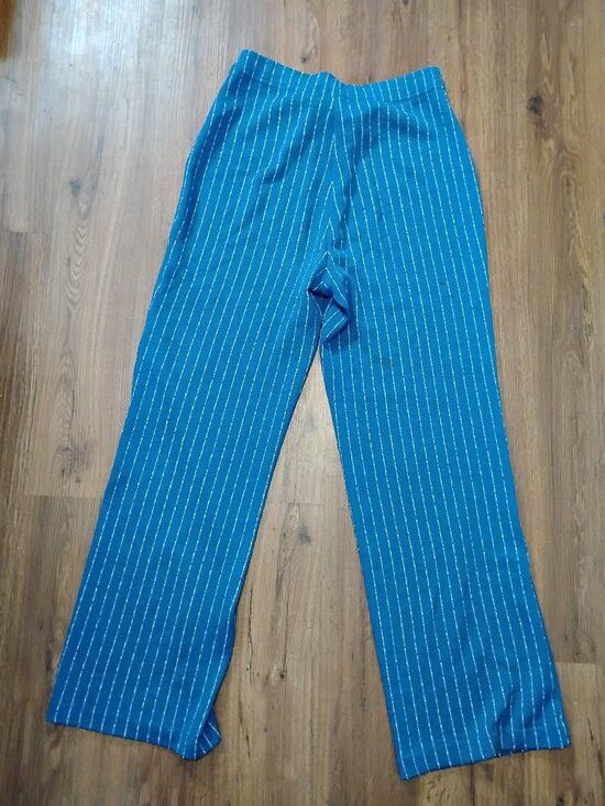 St. John St. John Collection Marie Gray Pinstripe Santana Knit Pants Size 32" / US 10 / IT 46 - 6 Thumbnail