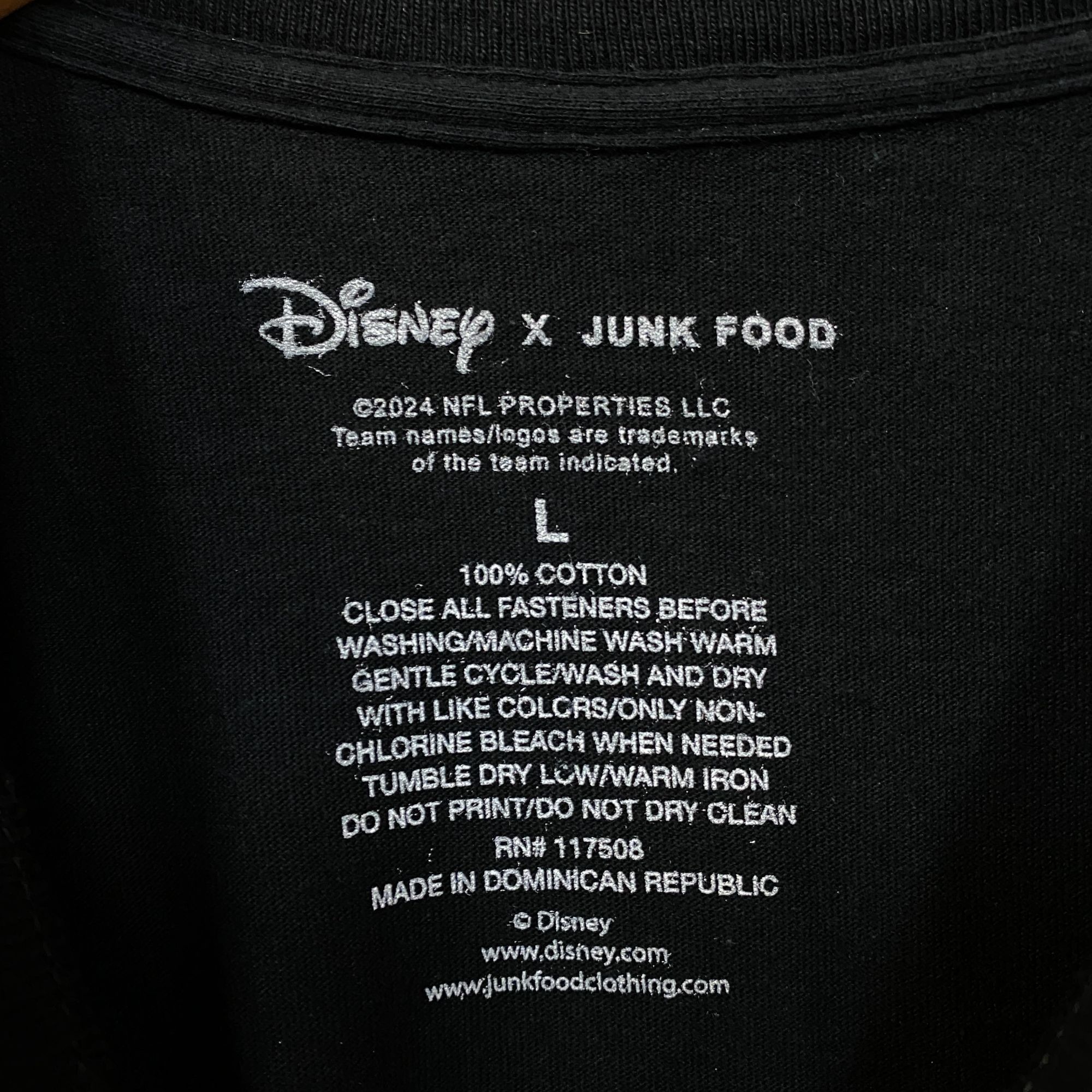 Junk Food Disney x Junk Food NFL Miami Dolphins Mickey Mouse Kick Back Size US L / EU 52-54 / 3 - 4 Thumbnail
