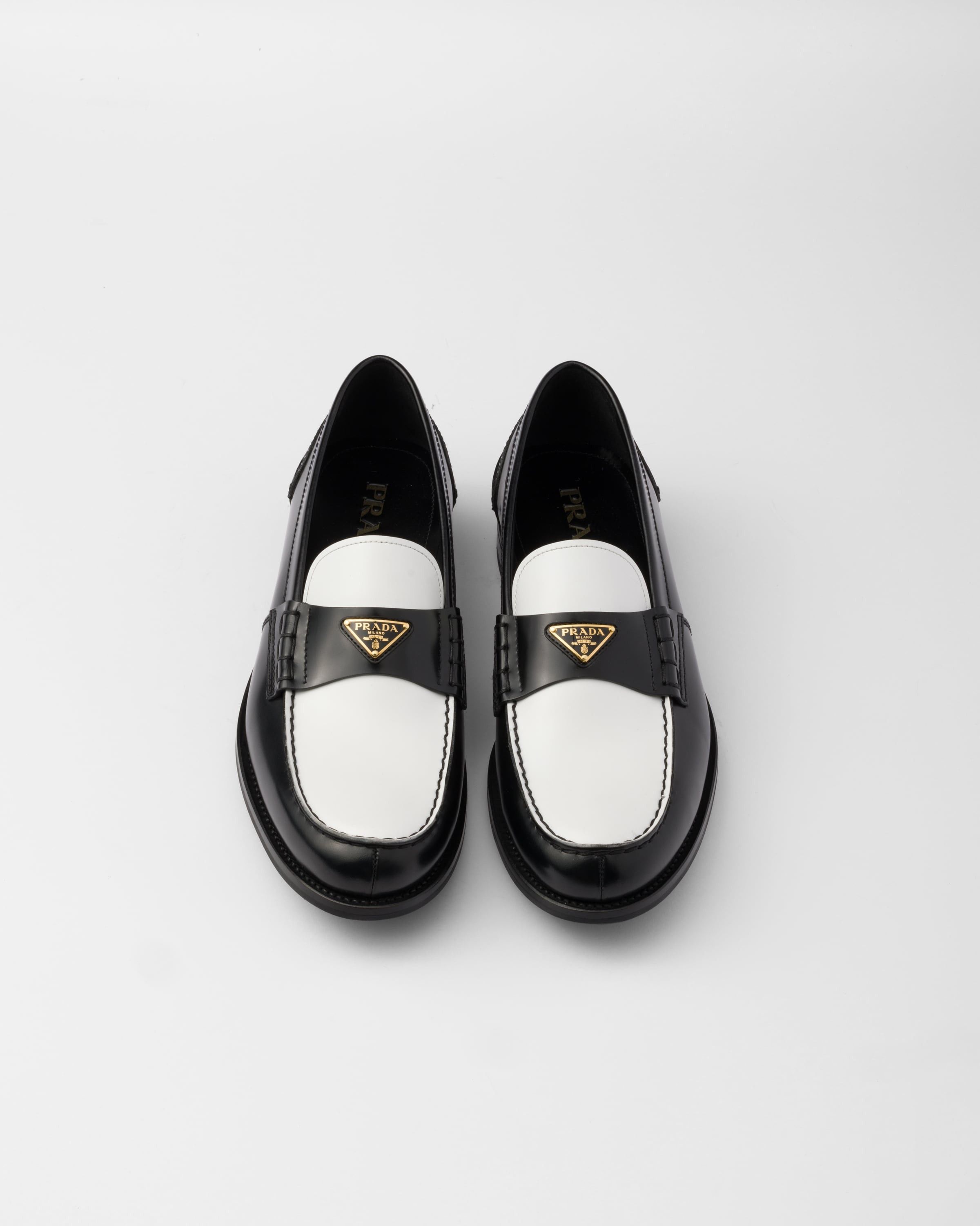 Prada o1la1rc1a0925 Two-Tone Brushed Leather Loafers Black/White Size US 10 / EU 43 - 4 Thumbnail